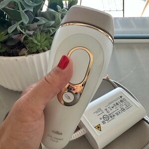 Braun Silk Expert Pro 5 IPL Hair Removal Device